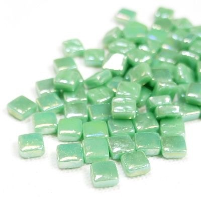 019p meadow green irridised