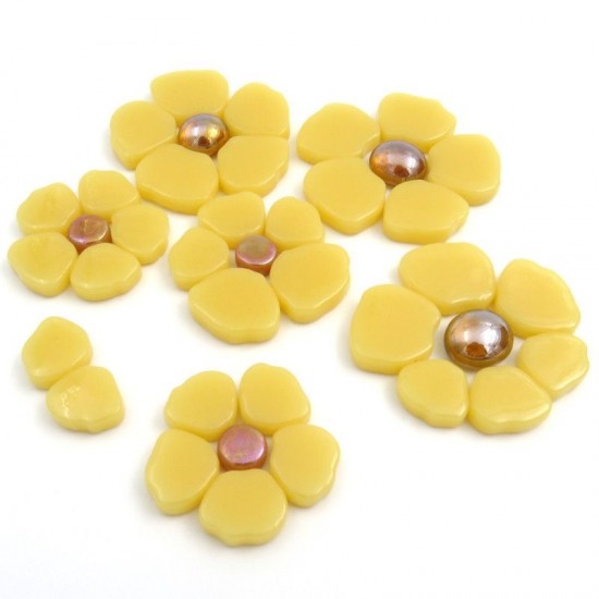 Mozaïeksteentjes - Glas bloemblaadjes Sakura - goudgeel bloesem