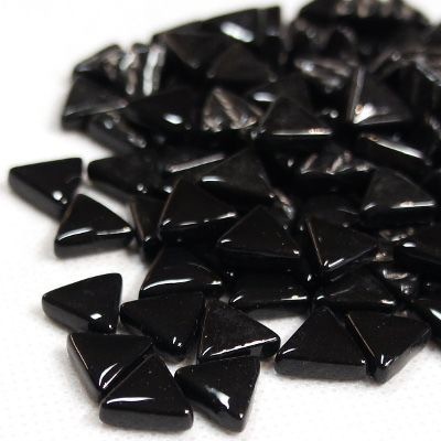 Triangles 10 mm   049 opal black