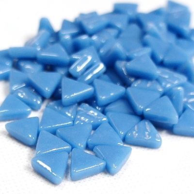 Triangles 10 mm   065 lake blue